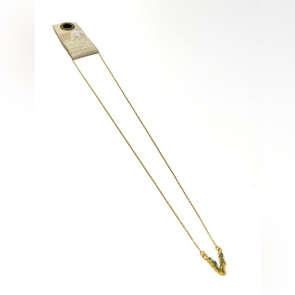 New Anthropologie Fenomena Emerald Monogram Pendant Necklace V - Picture 2 of 4